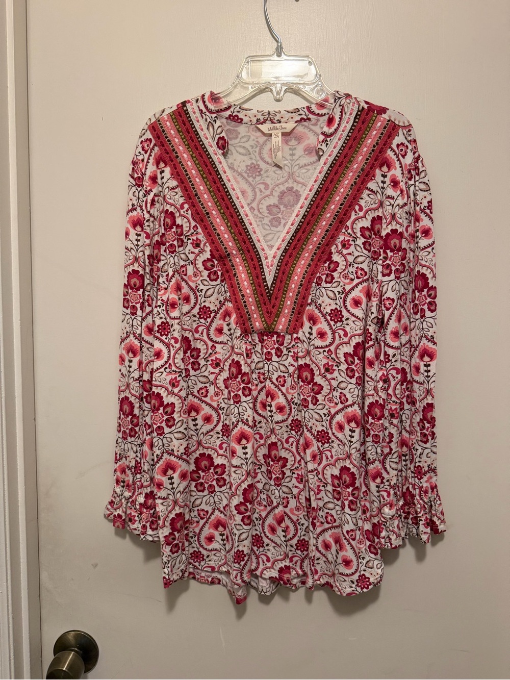 Matilda Jane Women’s Pink Floral V-Neck Long Sleeve Top Size Medium